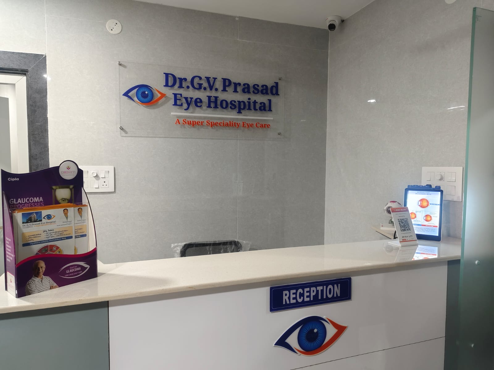 OCT & Diagnostic Lab